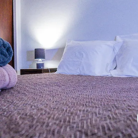 Bernardo's Place 아파트 *