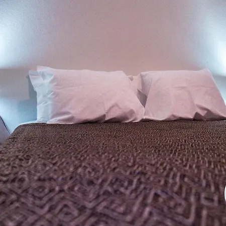 아파트 Bernardo's Place *